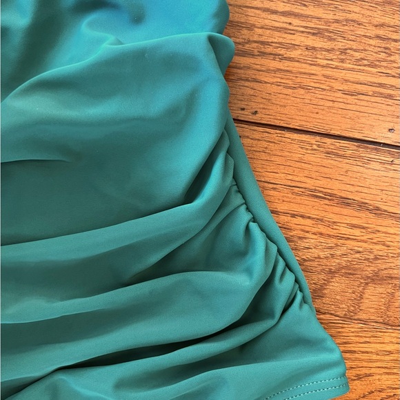 Cupshe emerald Green One Piece Swimsuit - Picture 5 of 8